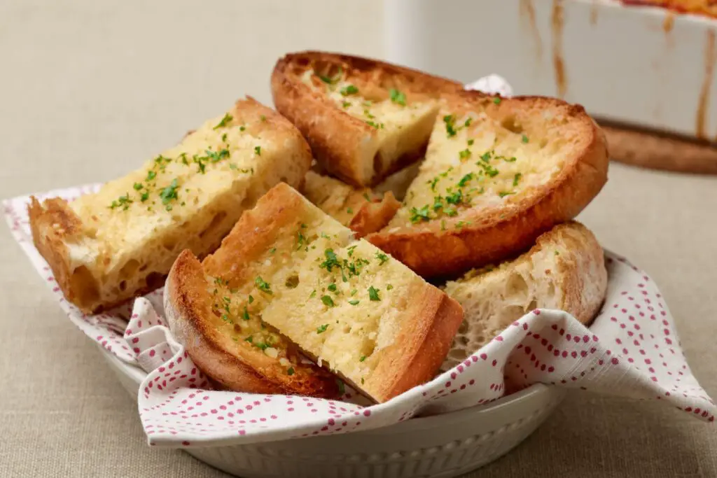 how to freeze garlic bread