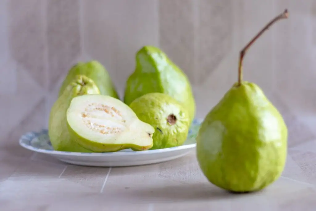 how to freeze guava