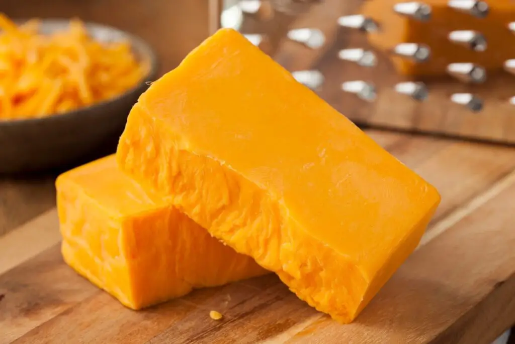 how to freeze cheddar cheese