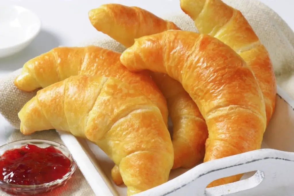 how to freeze crescent rolls
