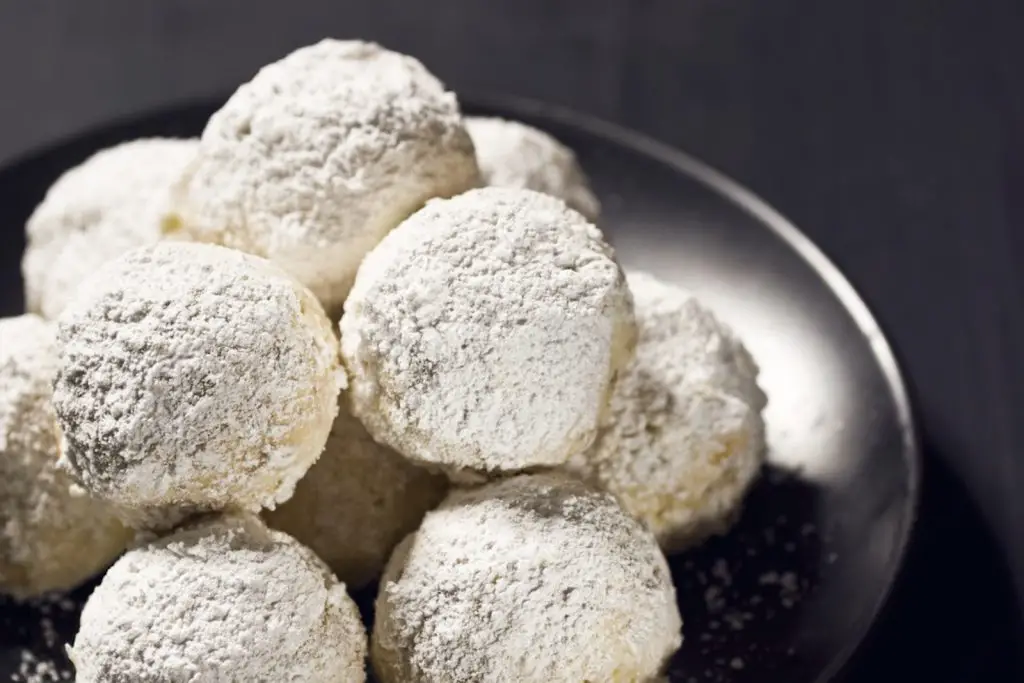 how to freeze snowball cookies