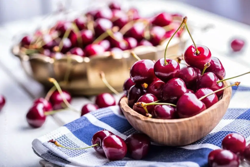how to freeze sweet cherries
