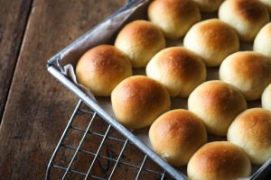 how to freeze yeast rolls