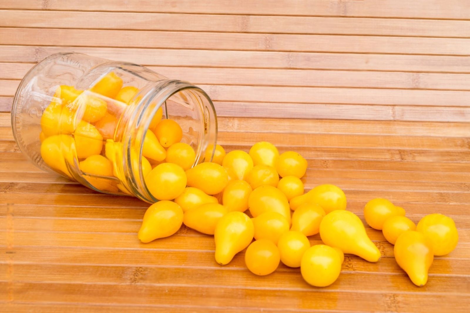 how to freeze yellow pear tomatoes
